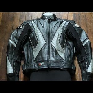 Joe Rocket Rocket Girl Motocycle jacket with padding size Med